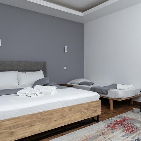 Hotel Denis Prizren Luaran gambar