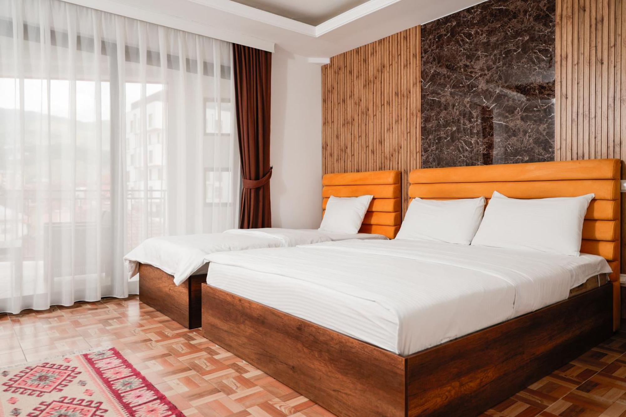 Hotel Denis Prizren Luaran gambar