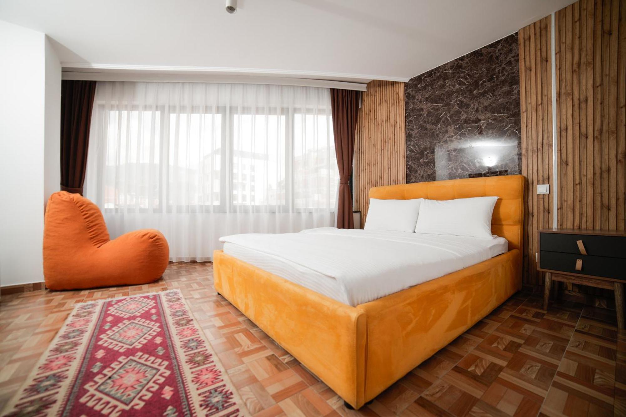 Hotel Denis Prizren Luaran gambar