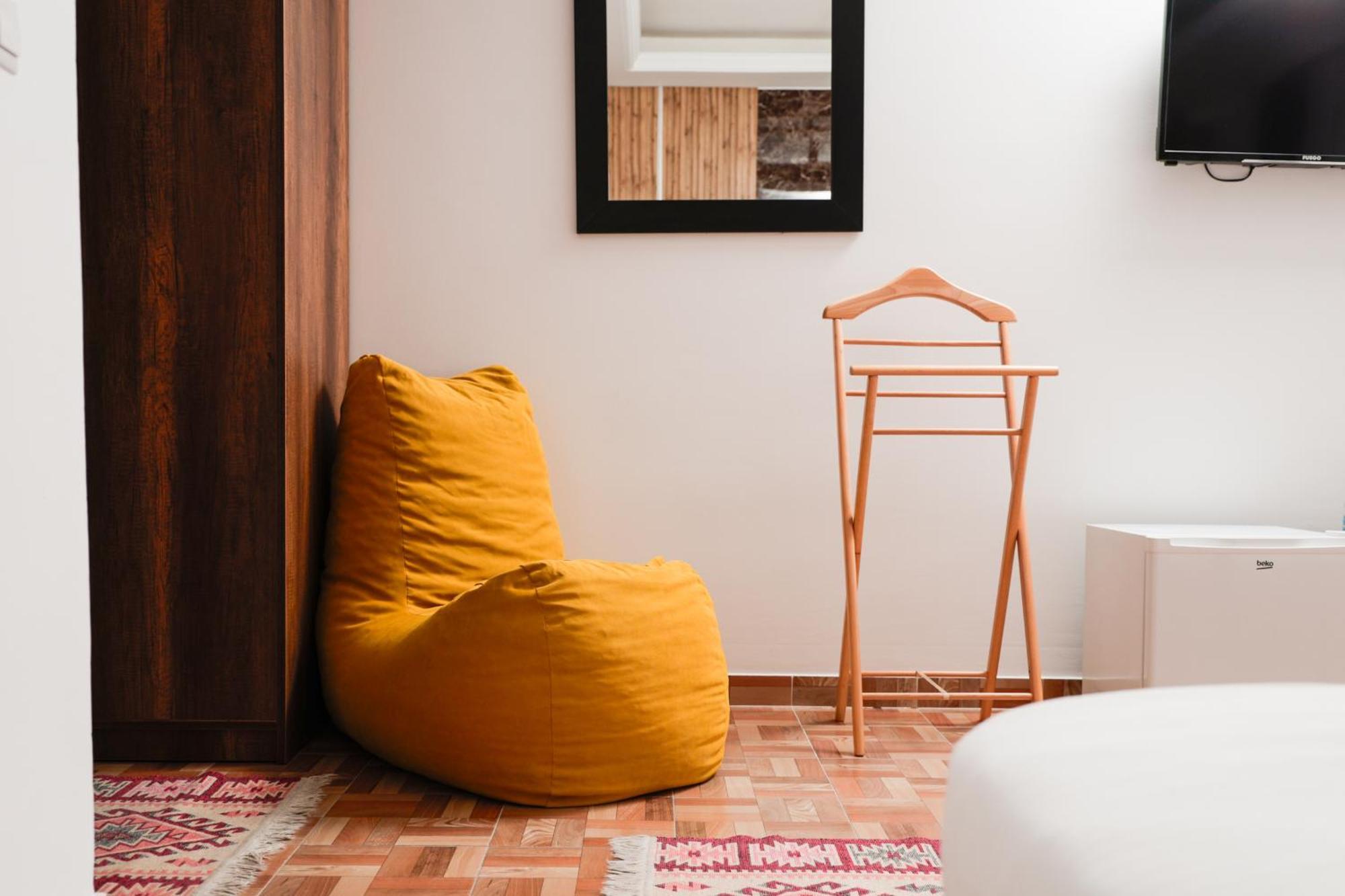 Hotel Denis Prizren Luaran gambar