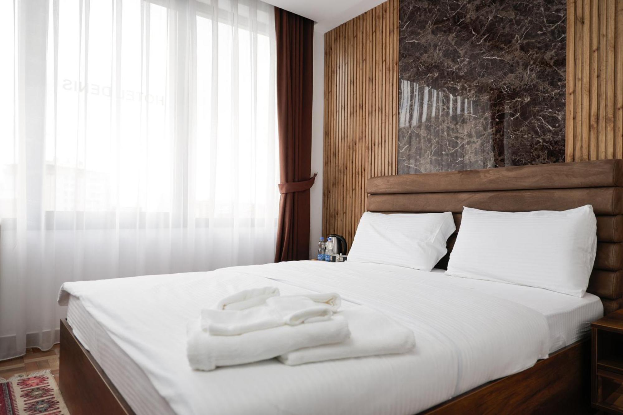 Hotel Denis Prizren Luaran gambar