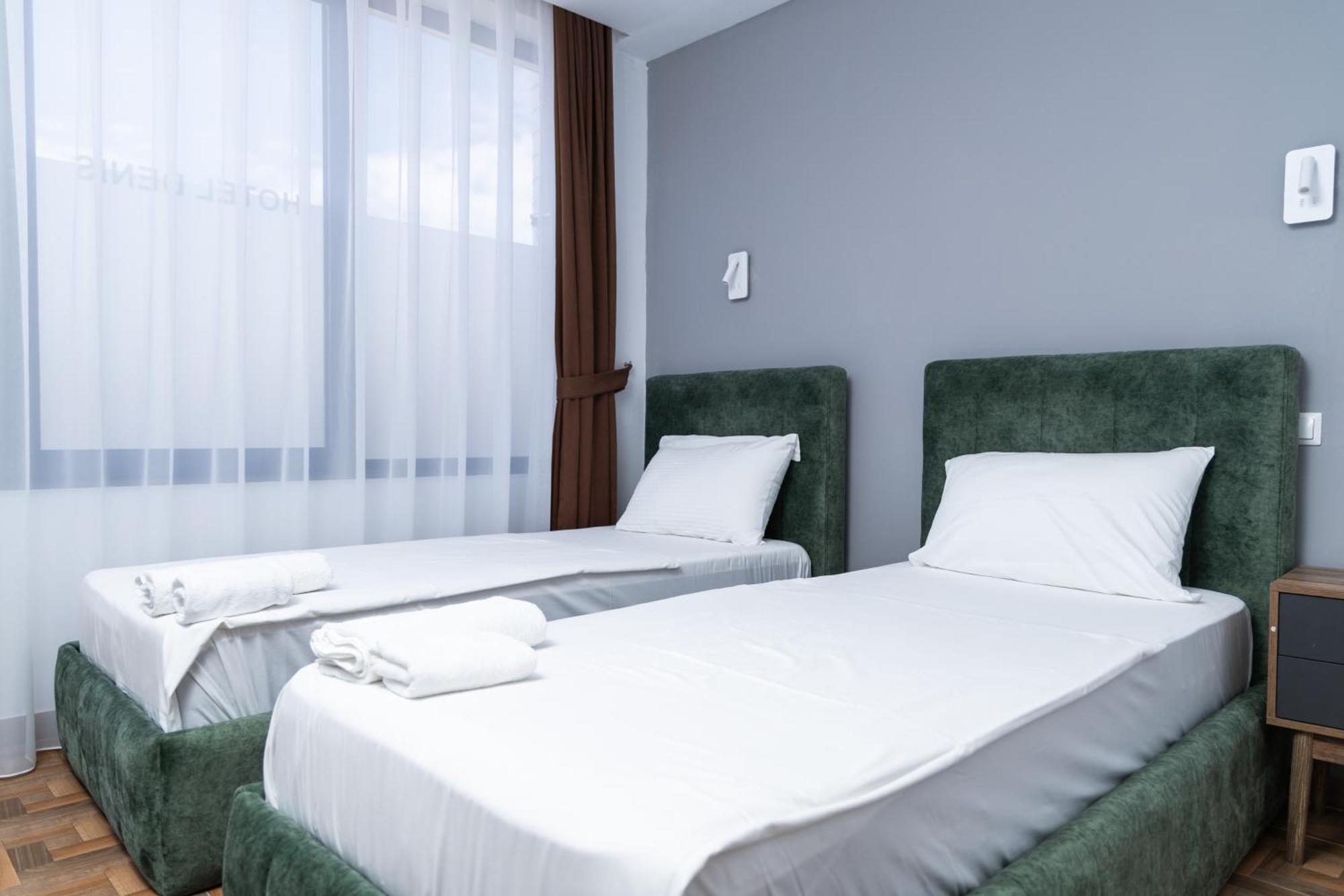 Hotel Denis Prizren Luaran gambar