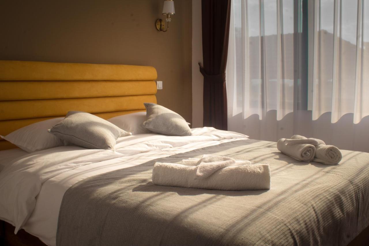 Hotel Denis Prizren Luaran gambar